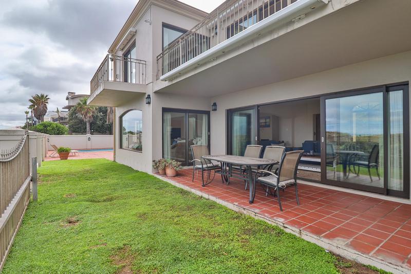 To Let 4 Bedroom Property for Rent in Sunset Beach Western Cape